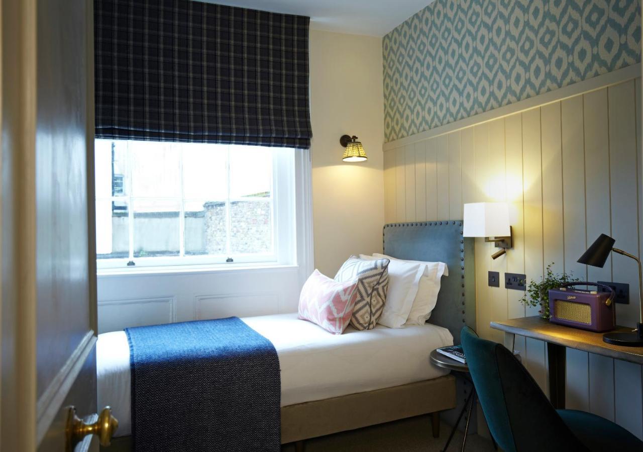 Room Mate Lime Tree London